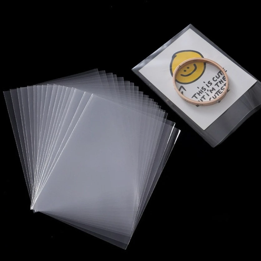 1/2/5er-Pack Universelle Sammelkartenhüllen 65x90mm 100 Stück/Packung Kristallklar Perfekte Passform für Sport- und Gaming-Kartensammlungen ​