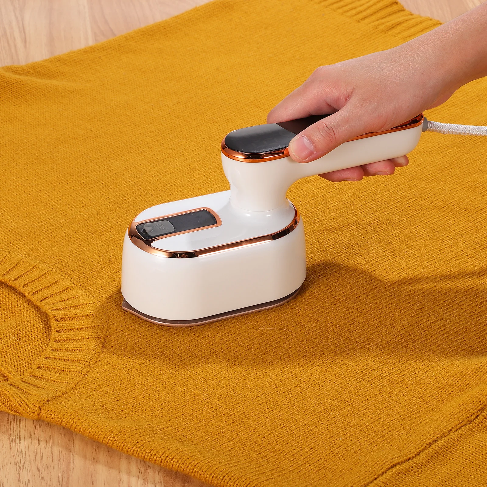 

Handheld Mini Ironing Machine Garment Steamer Travel Clothes Large Water Tank Fast Steam Portable Size Folding Handle Clothes
