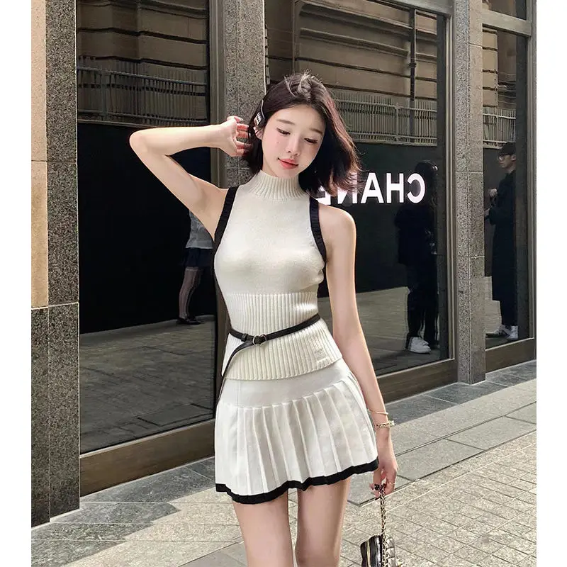 Hot Girl Suit Skirt Female 2024 Spring New High Neck Sleeveless Knitted Vest  Waist Pleated  Two Piece Sets