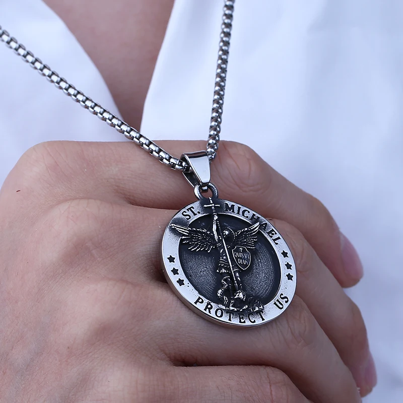 موضة 316L الفولاذ المقاوم للصدأ سانت مايكل حمايتنا قلادة قلادة للرجل المرأة المختنق مجوهرات دروبشيبينغ هدية حفلة