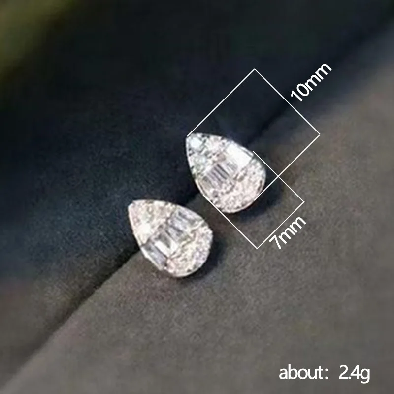 Huitan Delicate Water Drop Shaped Stud Earrings Luxury Silver Color Crystal CZ Ear Earrings for Women Fashion Versatile Jewelry