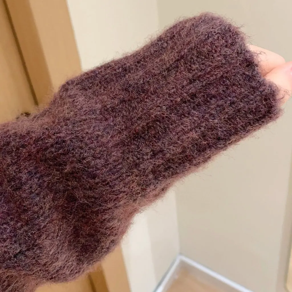 

Women's Designer Style Alpaca Wool Blend Crew Neck Sweater Contrast Color Letter Jacquard F121507