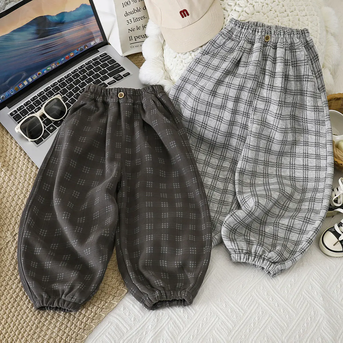 Children's Retro Plaid Lantern Pants for Spring and Autumn, Loose Fitting and Ankle Tied Casual Pants for Boys and Girls
