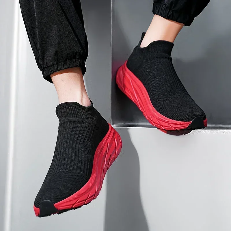 Large size Men's shoes Couple sports and leisure series breathable non-slip wear-resistant  light fashionable shoe