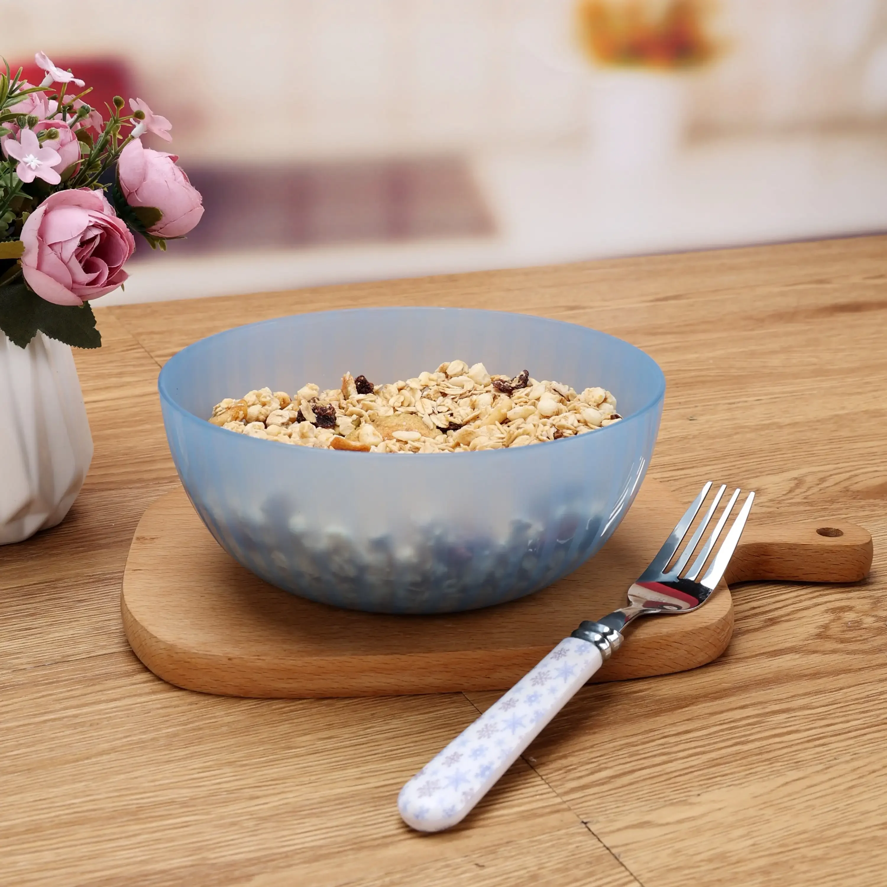 

Blue Round Plastic Swirl Pattern Cereal Bowl, 38-Ounce