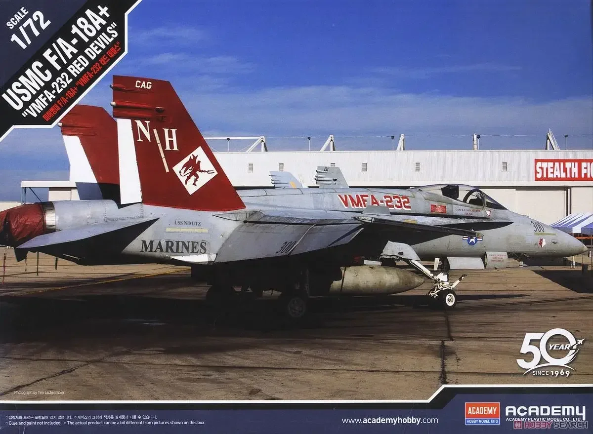 Academy 12520 1/72 USMC F/A-18A+ `VMFA-232 Red Devils` (Plastic model)