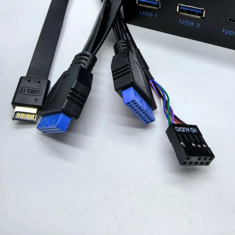 โฮสต์เมนบอร์ดสาย 19P 9Pin ถึง 4 พอร์ต USB 3.0 HD Audio ประเภท E Type-C 3.1 5.25in แผงบาร์ด้านหน้า