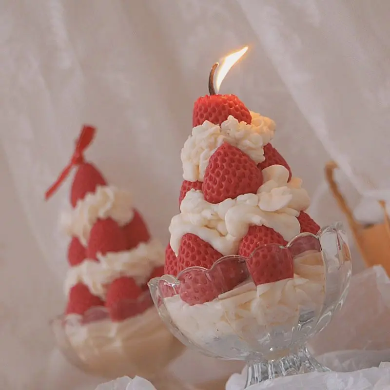 Aromatherapy Candle Shaped Wax Cream Strawberry Tower Aromatherapy Gift for Female Companion Bedroom Smoke Free