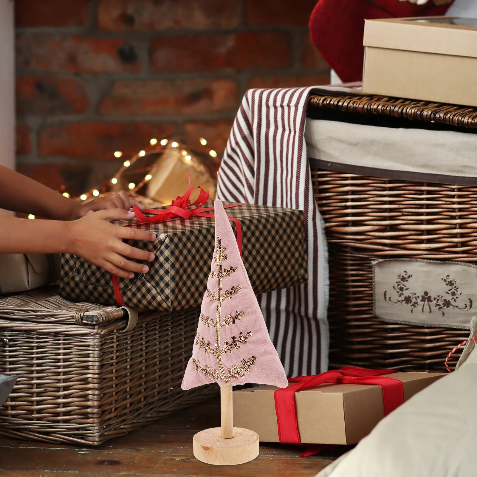 

Charming Mini Christmas Tree in Pink for Tabletop Desk Holiday Decor Festive Party Centerpiece Home Xmas Decoration Craft Gift