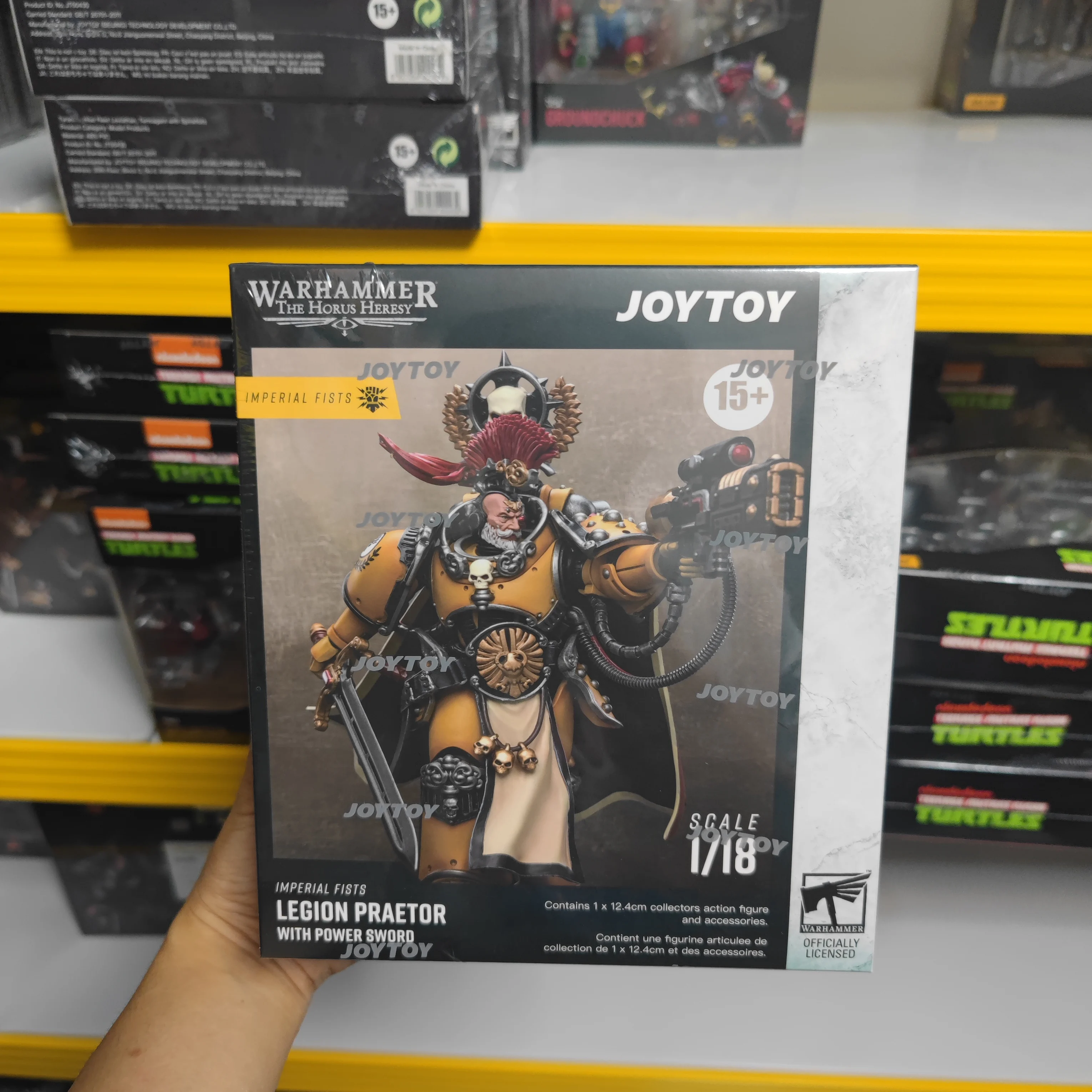 【JOYTOY】Warhammer 40K Lmperial Fists Fafnir Annann Legioen Praetor met Power Sword 1/18 Action Figure Model