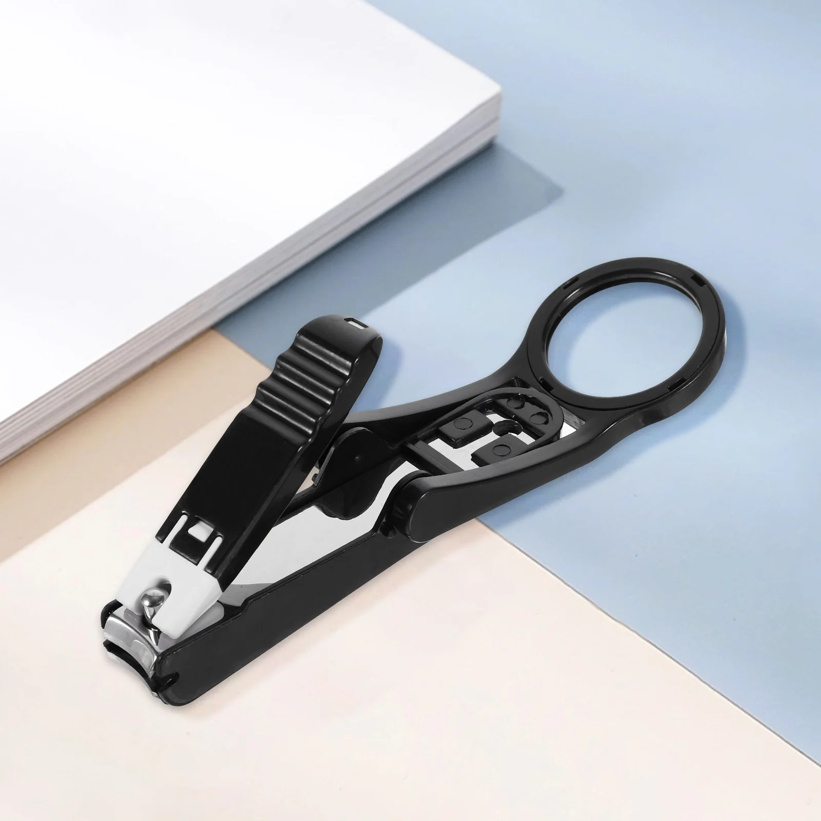 

Portable Nail Clipper with Magnifying Glass for Seniors Stainless Steel Sharp Long Handle Toe Nail Cutter Easy Grip for Elderly