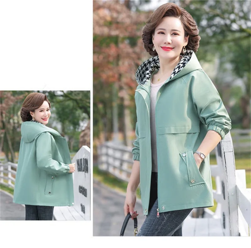 New Middle-aged Elderly Women Jacket Spring Hooded Zipper Overcoat Autumn Coats Outerwear Mother Clothes Female Windbreakers 5XL