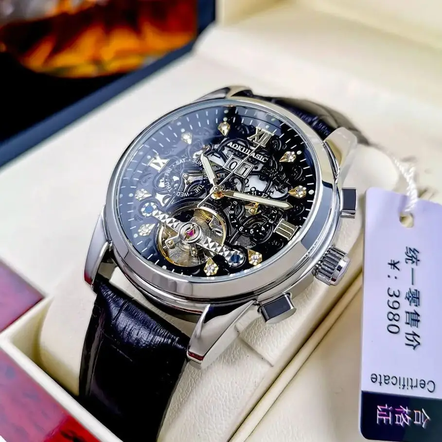 

European and American Style Cool High-End Business Casual Fully Automatic Mechanical Watch for Men, Skeleton Multi-Functional Fashionable Casual Stylish Handsome Trendy Men's Watch, the Best Gift for Boyfriend