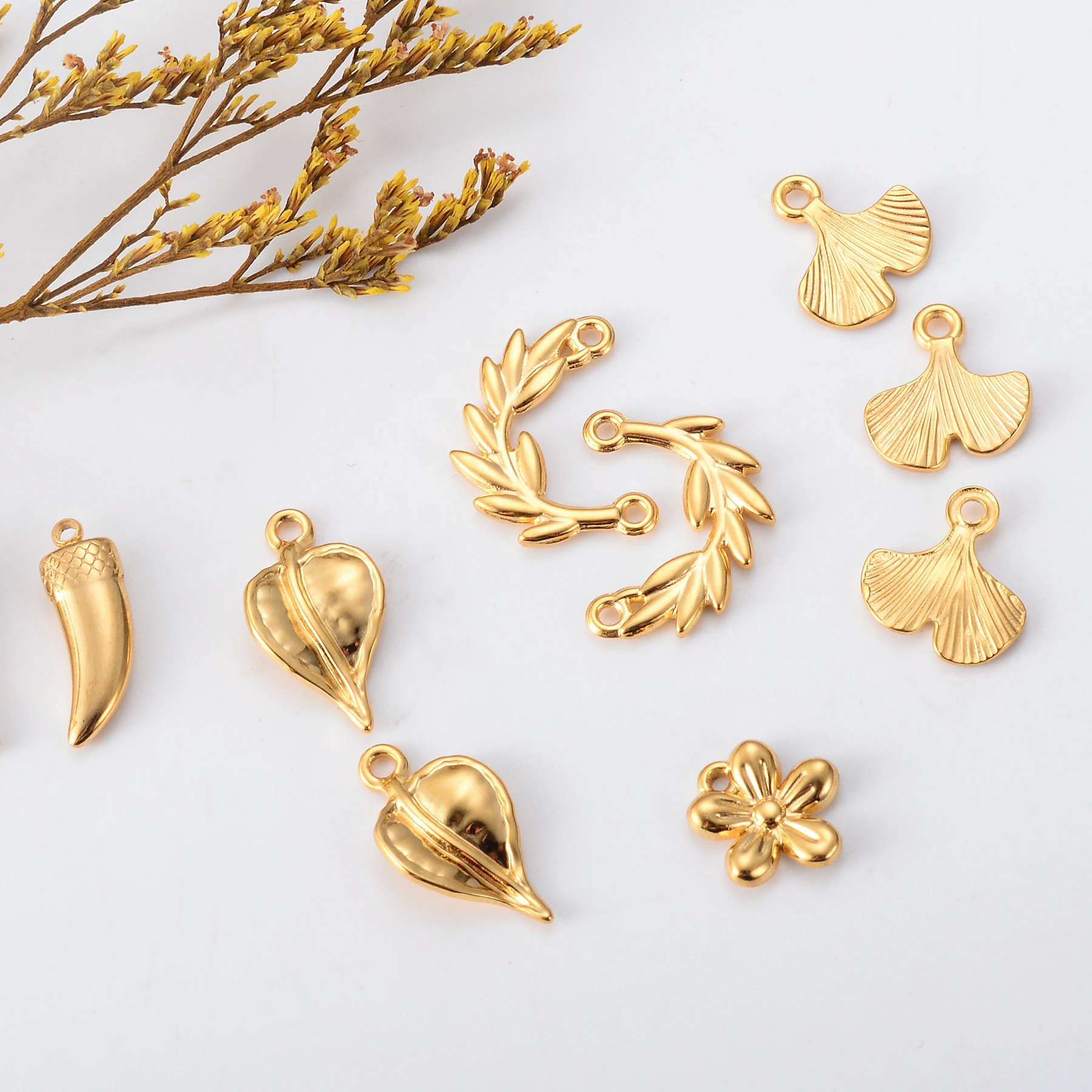 

4pcs Fashion Trendy Stainless Steel Charms Flower ＆ Leaf Pendant for DIY Jewelry Handmade Earring Necklace Accessories