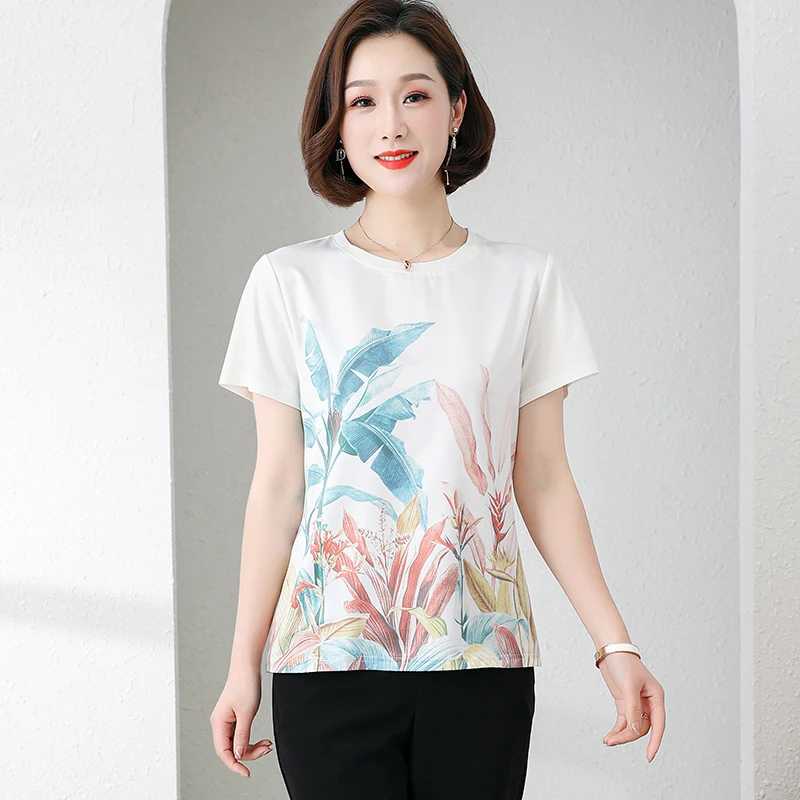 2023 Summer Satin T-shirt Fashion Silk T-shirt for Women Short-sleeved Design Silk White T-shirt Luxry Sense Stain White Shirts