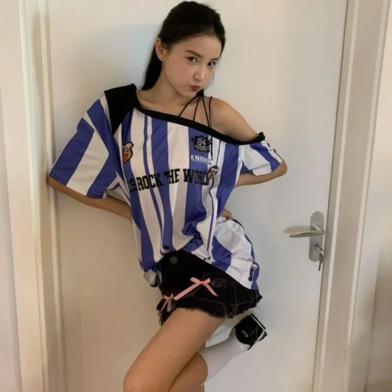 American Vintage Striped T-shirt for Women Fashionable Street Slanted Shoulder Oversized T-shirt Harajuku Millennium Y2k T-shirt