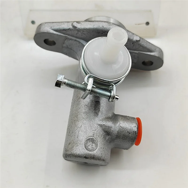 

New High Quality Car Brake Master Cylinder Clutch Master Cylinder ME507173 For Mitsubishi Canter 4D55 Auto Parts