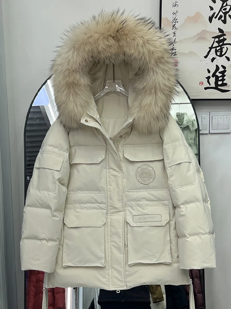 Nueva moda de invierno, chaquetas acolchadas, abrigos con Cuello de piel de mapache Natural, chaqueta de plumas de ganso con capucha para mujer, abrigos femeninos para exteriores