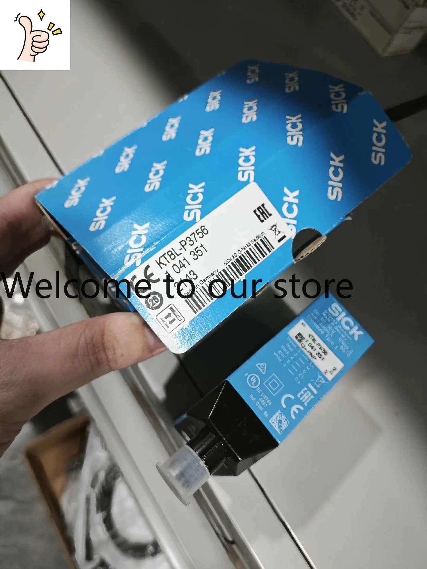 KT8L-P3756 New Original Color Label Sensor