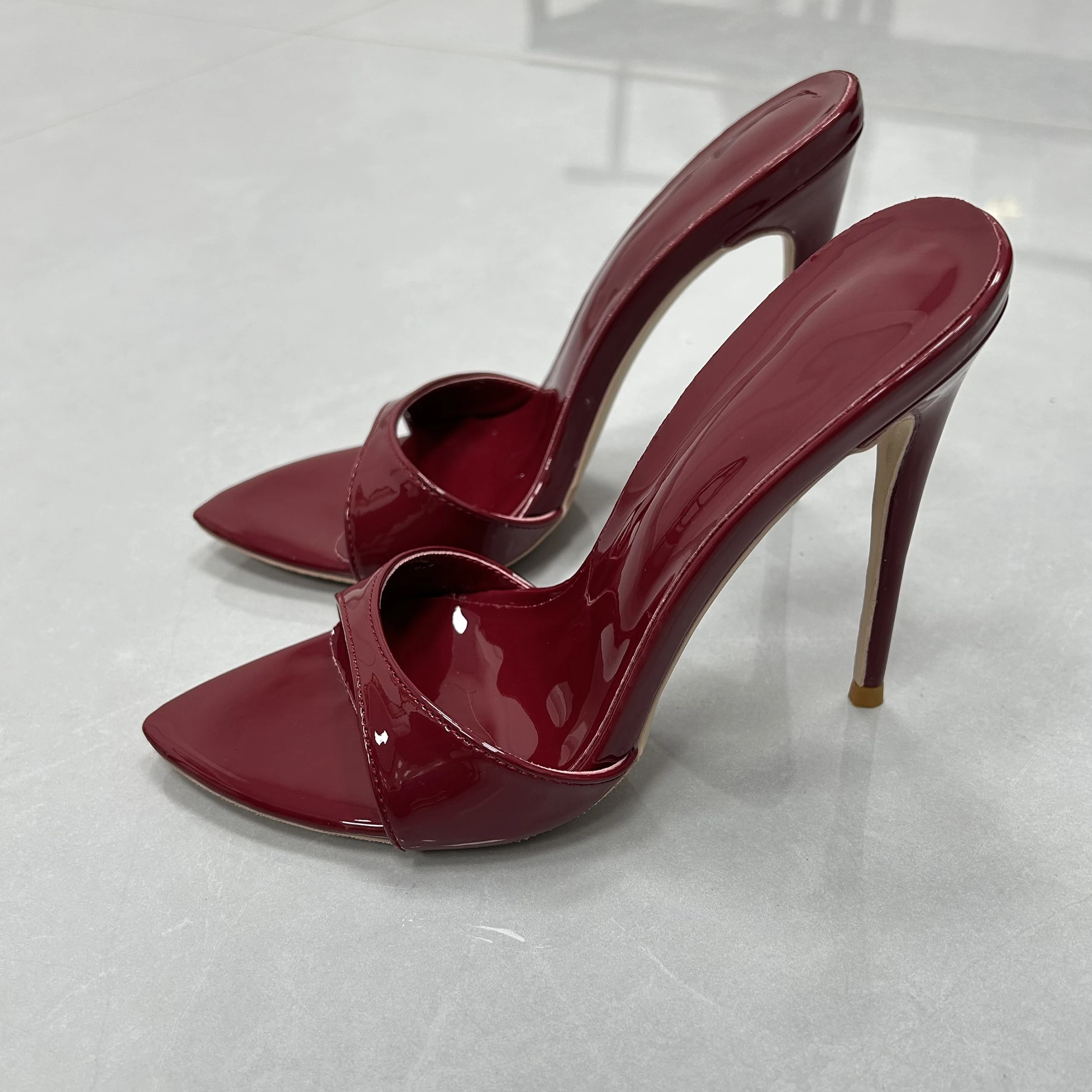 

Дизайнерские летние новые модные пикантные вечерние сандалии с острым носком для женщин, женские простые тапочки на высоком каблуке 12 см, женская обувь LX084