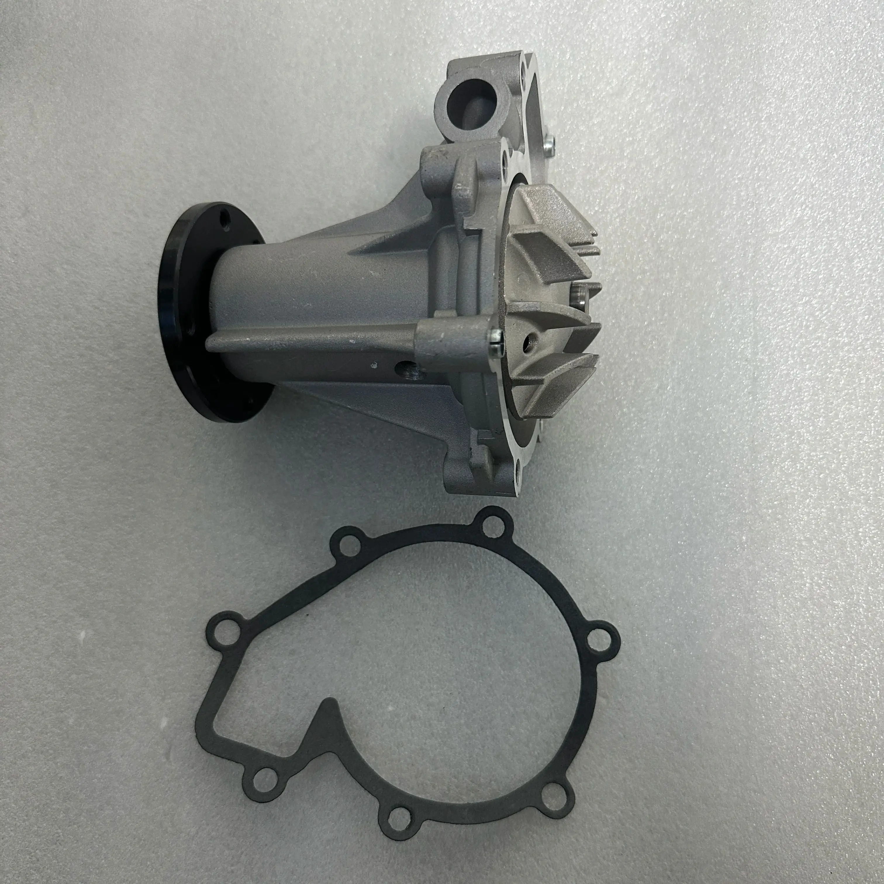 

Engine Water Pump 6652000520 For Ssangyong Actyon Kyron RextonActyon Sports Rodius/Stavic