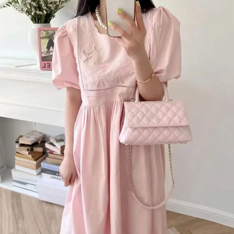 

Clothland Women Sweet Embroidery Midi Vestido O Neck Short Sleeve Straight Pink Blue Summer Vestidos Mujer DA226