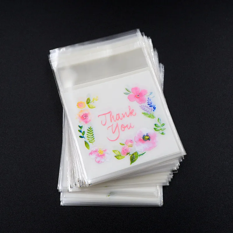 50/100 sacs en plastique auto-adhésifs à motif floral avec texte « Merci » pour biscuits faits maison, cadeaux de fête, emballage de bijoux DIY