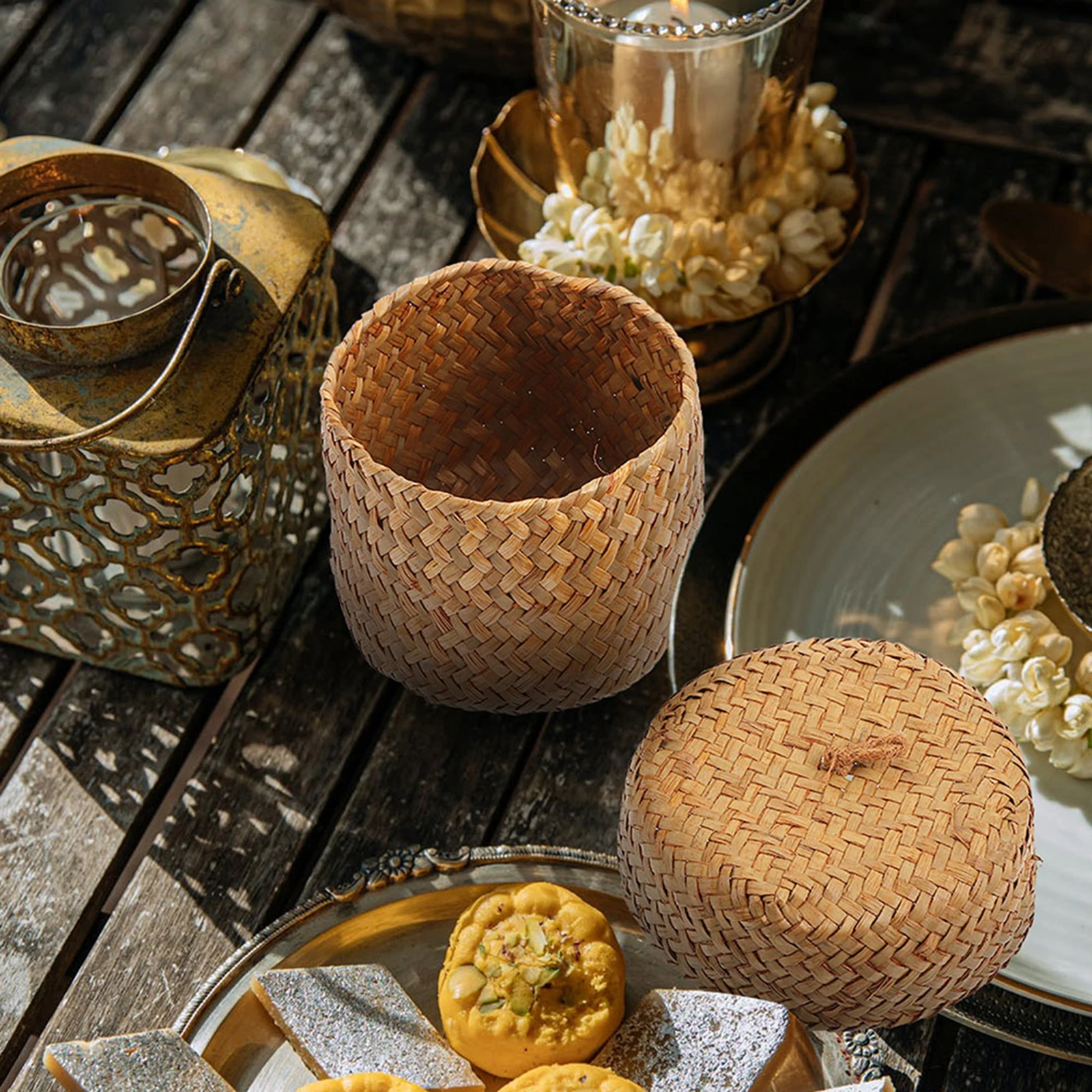 

2Pcs Seagrass Woven Gift Boxes Rustic Handwoven Storage Basket Lidded Organizer Kitchen Picnic Wedding Use Woven Seagrass Basket