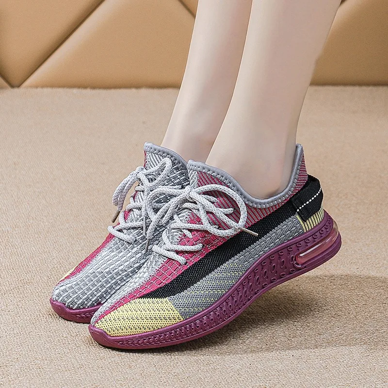 Women's Sports Shoe… - image