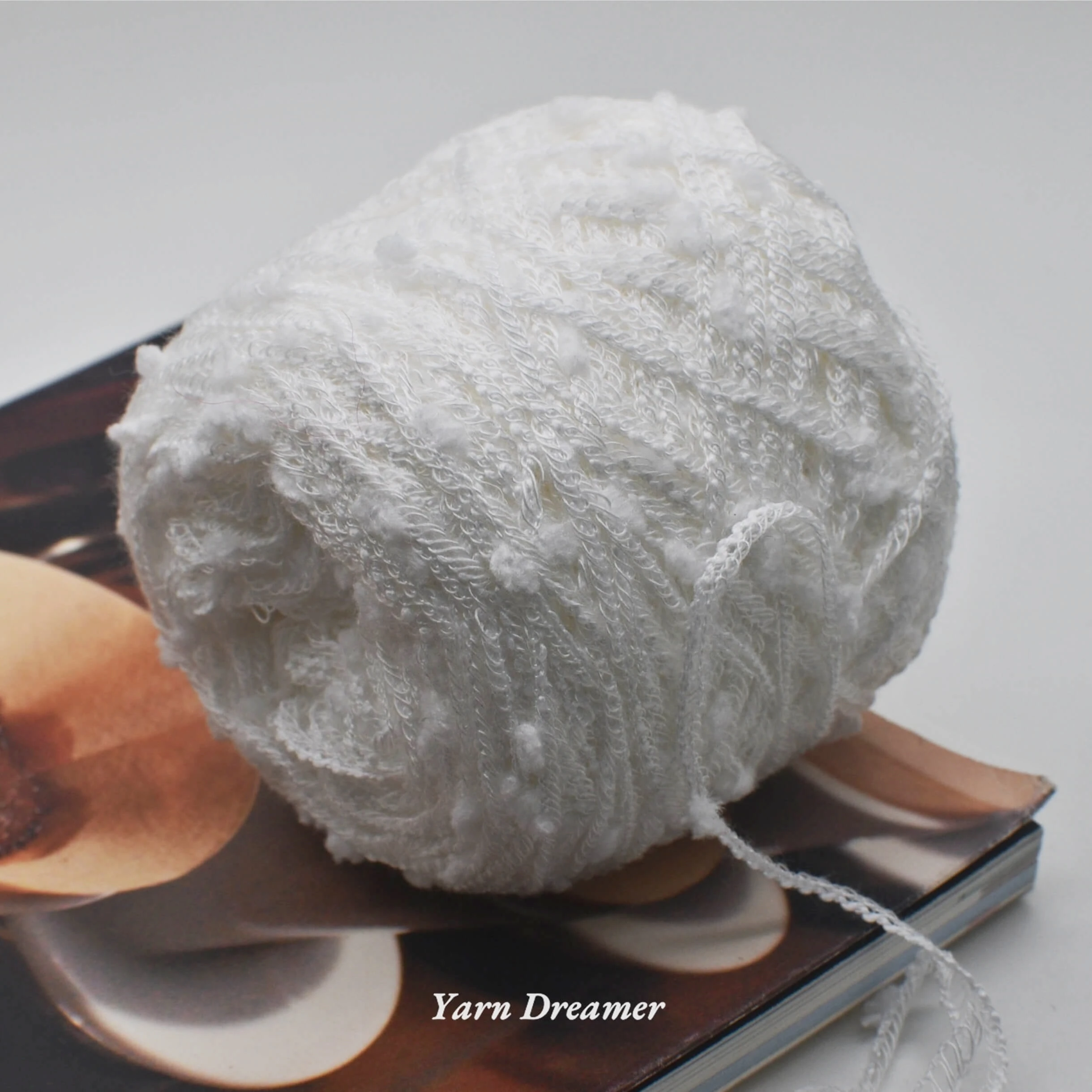 

White Yarn for Crochet Thread Ribbon Yarns for Knitting and Crochet Yarn Art Wool Thick Yarn 100g