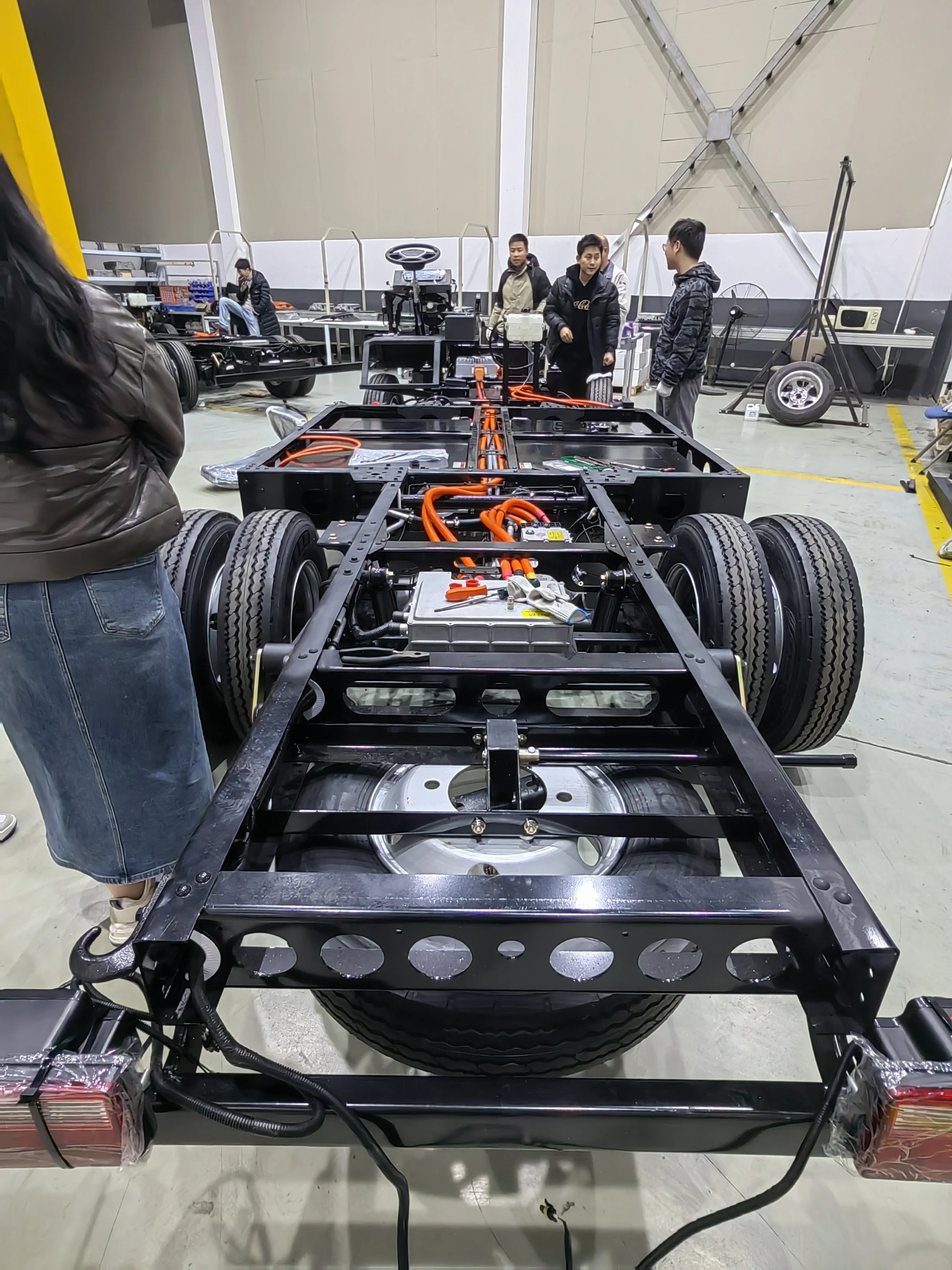 Электрический грузовик с тяжелой платформой, 80 кВт, 180 кВт, 360 кВт, электронная ось с дифференциальным механизмом для самосвала тяжелого грузовика