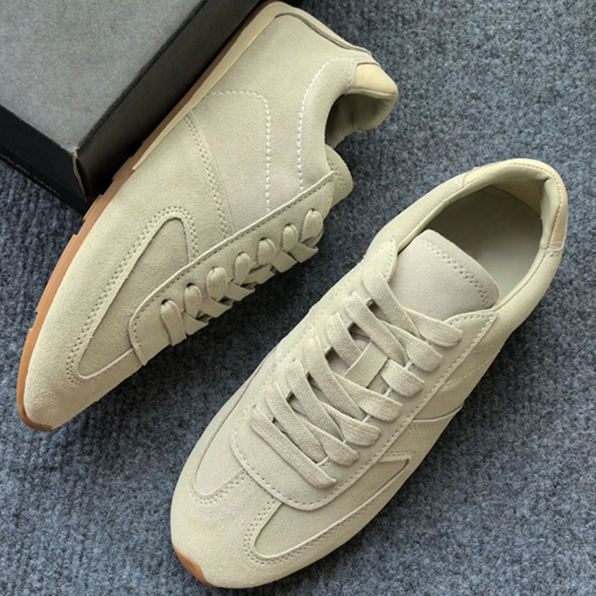 

Maxdutti Nordic Minimalist Genuine Leather Cowhide Sneakers Retro Round Toe Comfortable Breathable Flat Training Shoes Women