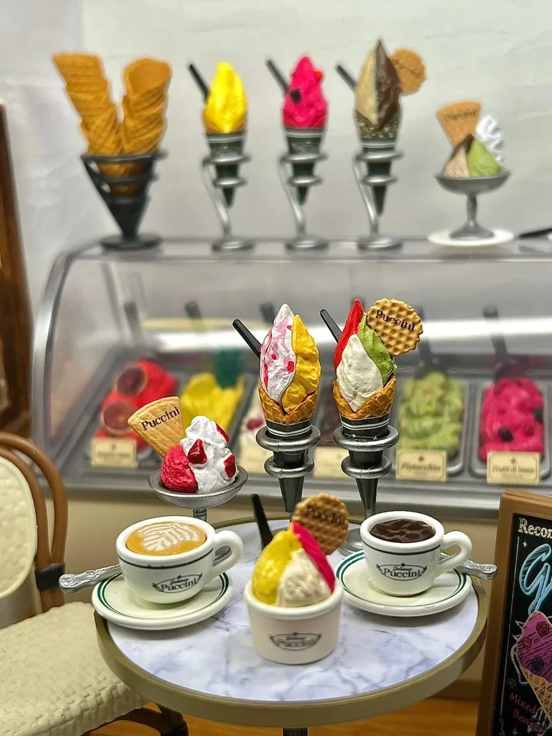 Re-Ment  Ice Cream Cone Shop The Desired Old Shop Miniature Scene Simulation Fine Model Collection  Gift