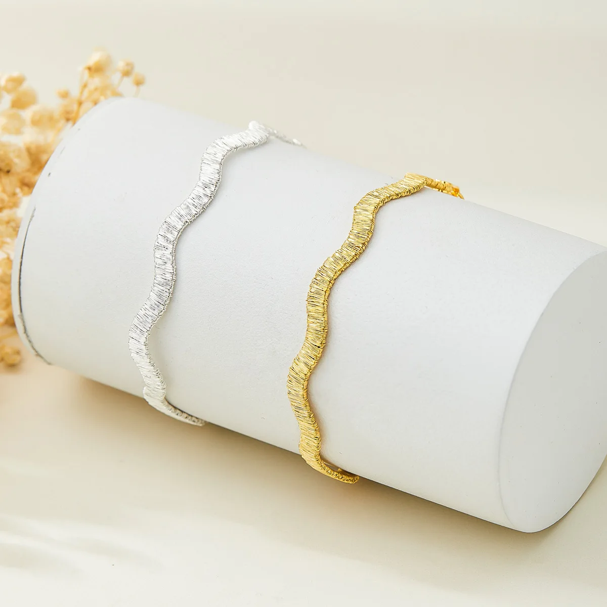 

Женские браслеты из стерлингового серебра 925 пробы, ювелирные изделия с матовой волной, женские браслеты на руку, 15,5 см, высококачественные аксессуары для браслетов