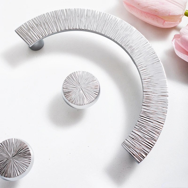 Bright Chrome Round Semicircular Cabinet Door Knob Handle Desk Drawer Pulls Modern Knobs Furniture Hardware Kitchen Accessories