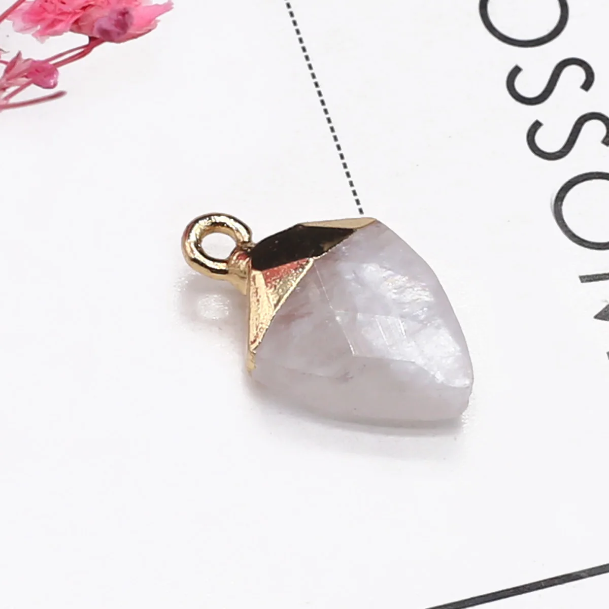 Natural Stone Crystal Pendants Amethysts Tiger Eye Rose Quartz Triangle Pendants Charms Bracelets Necklace Jewelry Making