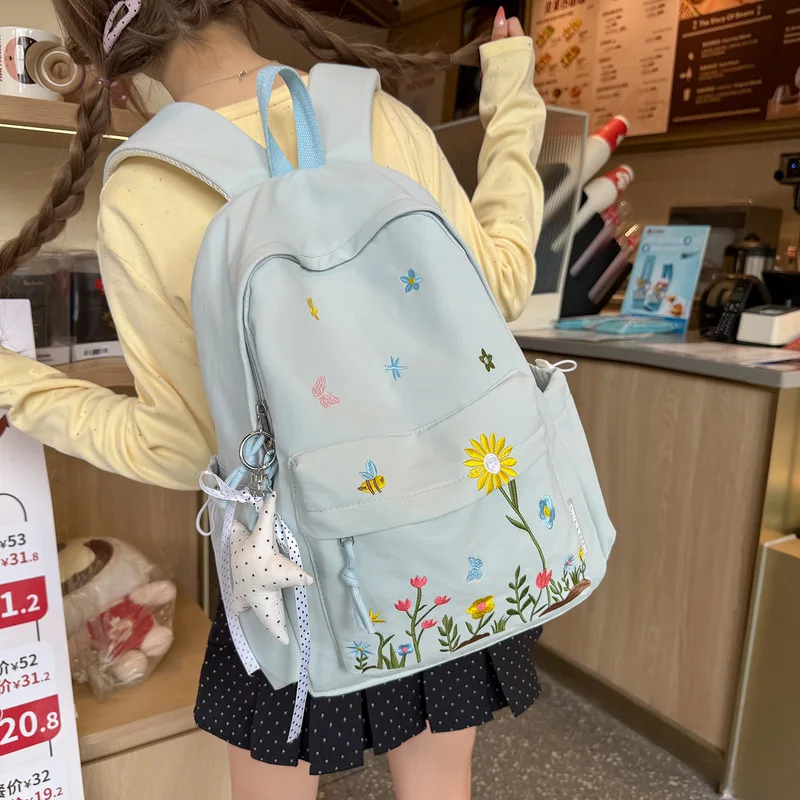 Highly Attractive Star-Shaped Backpack for Middle School Girls, High School Students, and Elementary School Girls with Large Cap