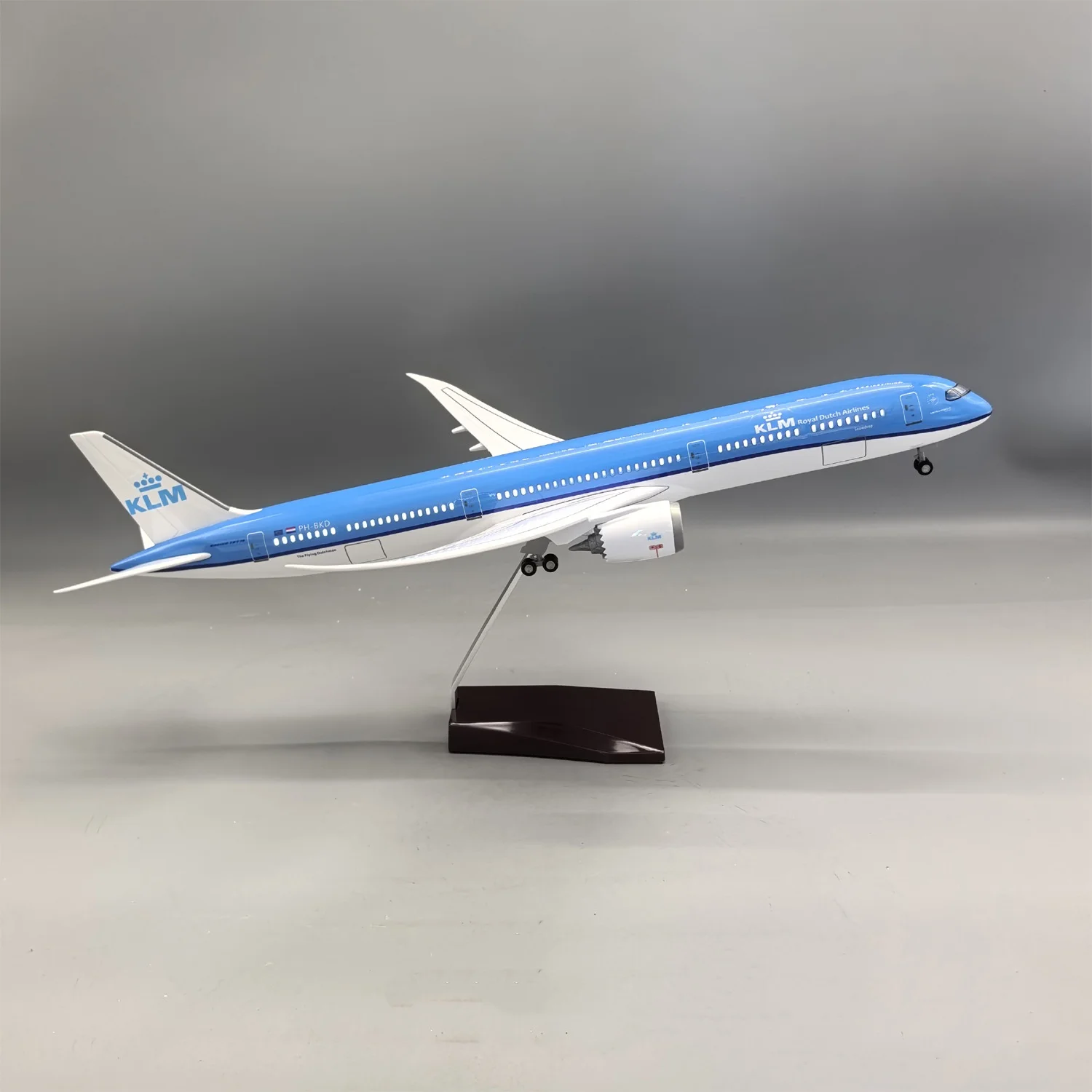 

47cm KLM Airlines B787-10 Miniature Airplane Toy Model Resin Scale Aircraft W Light & Wheel Static Collection Plane Model Gift