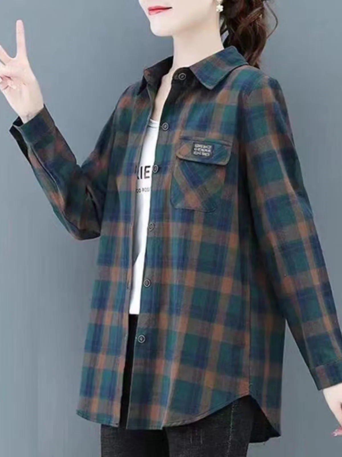 ルーズ長袖チェック柄シャツ薄いアウターウェア女性の耳カバー春夏日焼け止めカジュアルママスタイルプラスサイズ