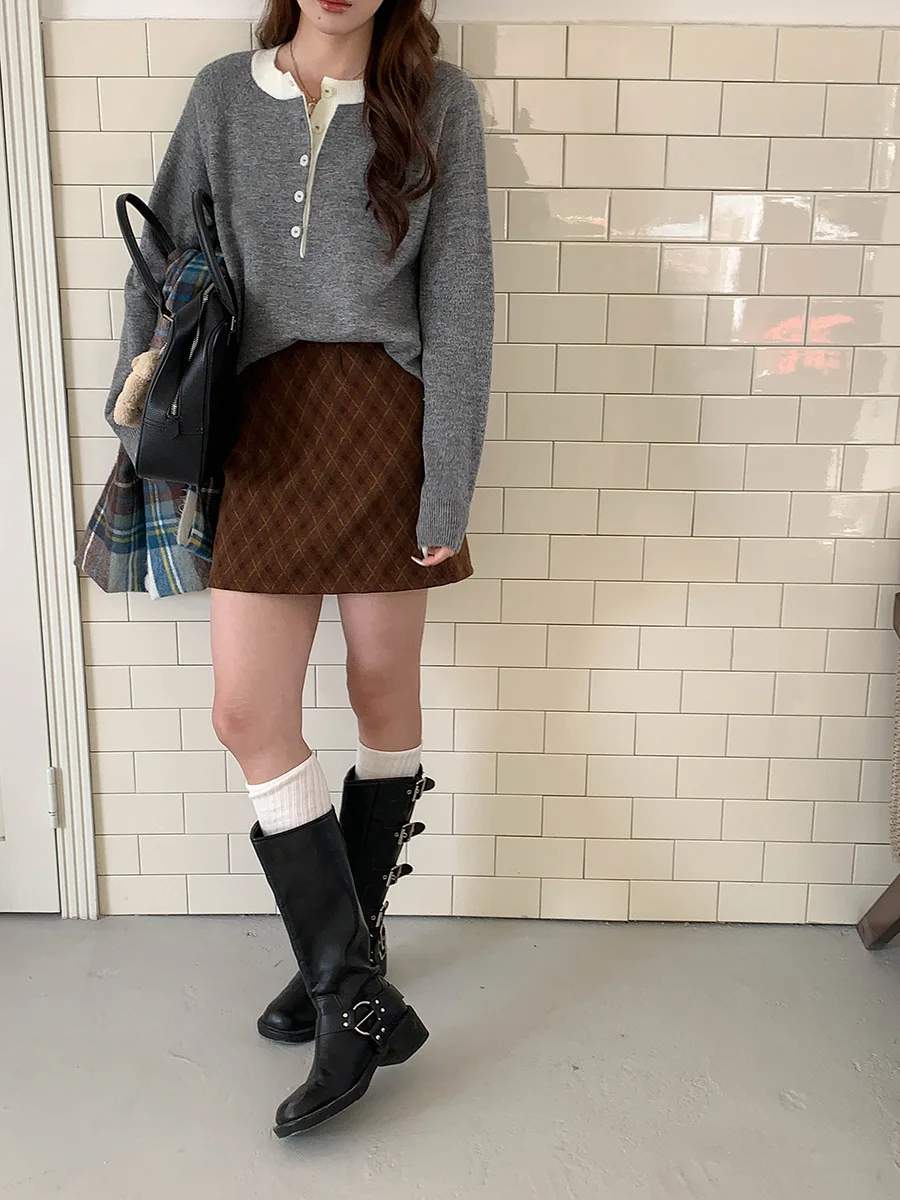 เสื้อสเวตเตอร์ทรงสลิมแบบสองชิ้นปลอมคอเฮนลีย์บล็อกสี