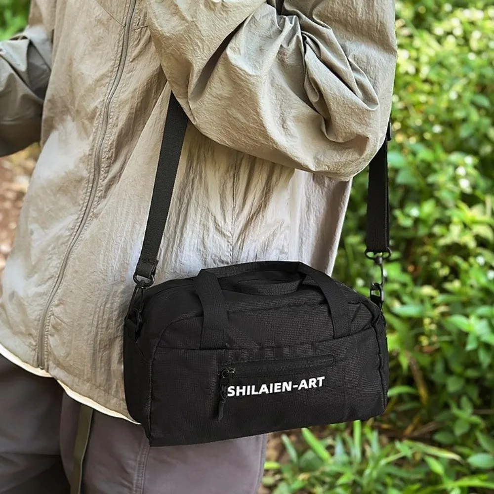 

Polyester Travel Crossbody Bag Lightweight High-capacity Single Shoulder Bag Handbag Multifunctional Messenger Bag Daily
