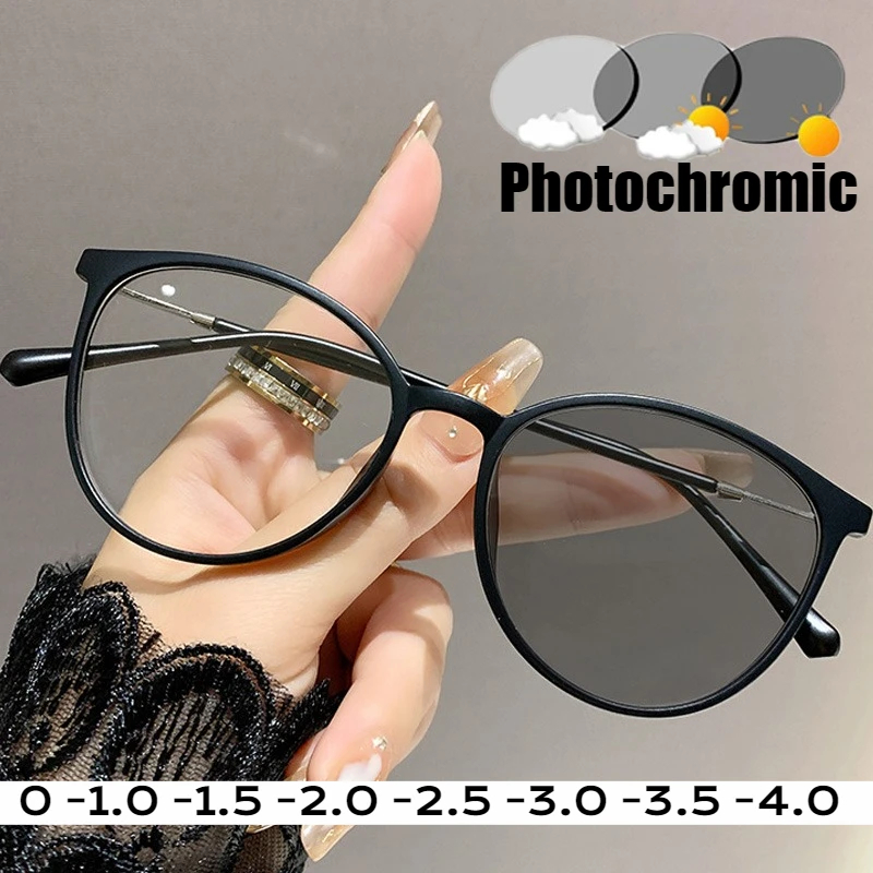 

Transparent Round Frame Photochromic Myopia Glasses for Women Indoor Outdoor UV Protection Eyeglasses Vintage Near Sight Eyewear