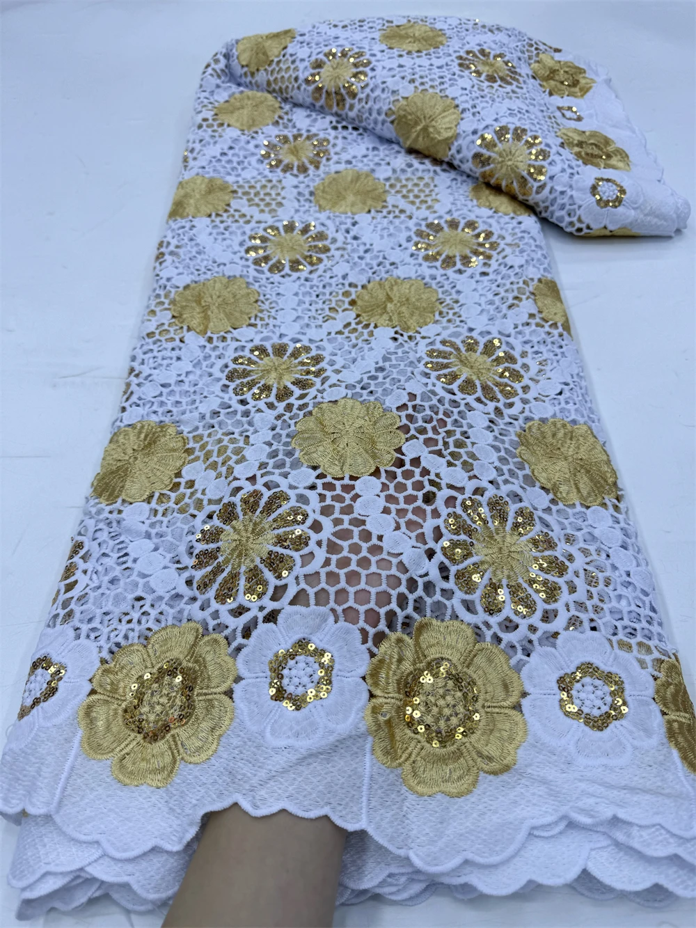 Gold White Nigerian Guipure Cord Lace Fabric 2024 High Quality Knitted Water Soluble African Lace Fabric Party Dress For Women