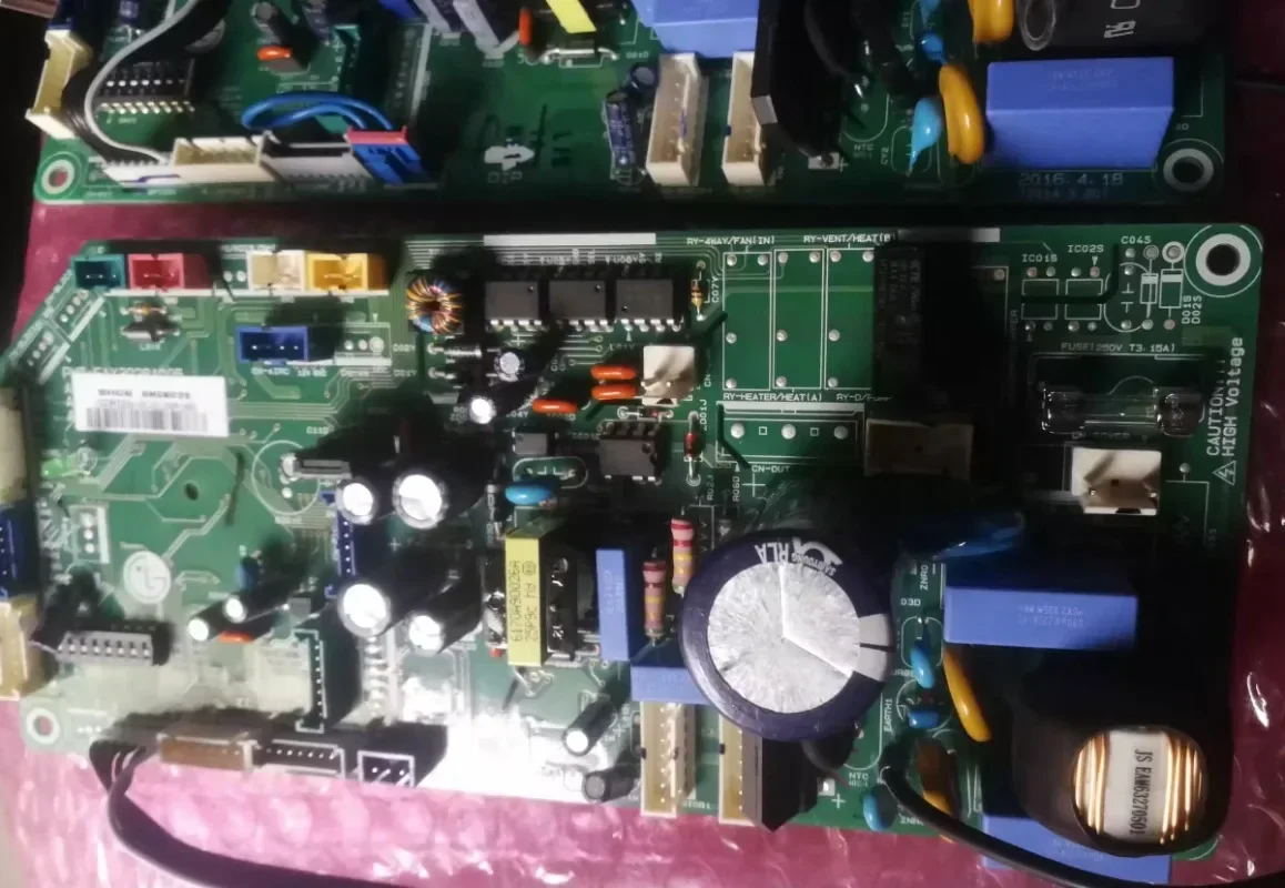 Nadaje się do płytki zasilającej modułu klimatyzacji: Eax 64525001 asm: Ebr 743650   01