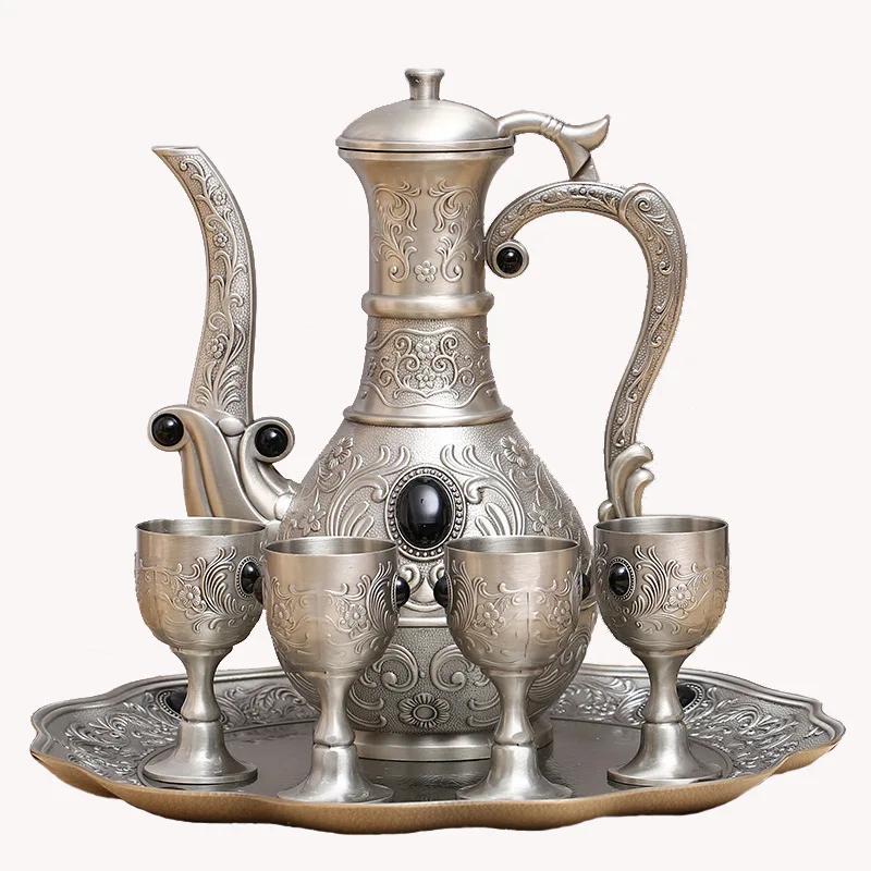 juego-de-vino-baijiu-retro-europeo-copa-de-licor-creativa-para-el-hogar-jarra-de-vino-de-metal-regalos-de-alta-gama-artesanias-adornos