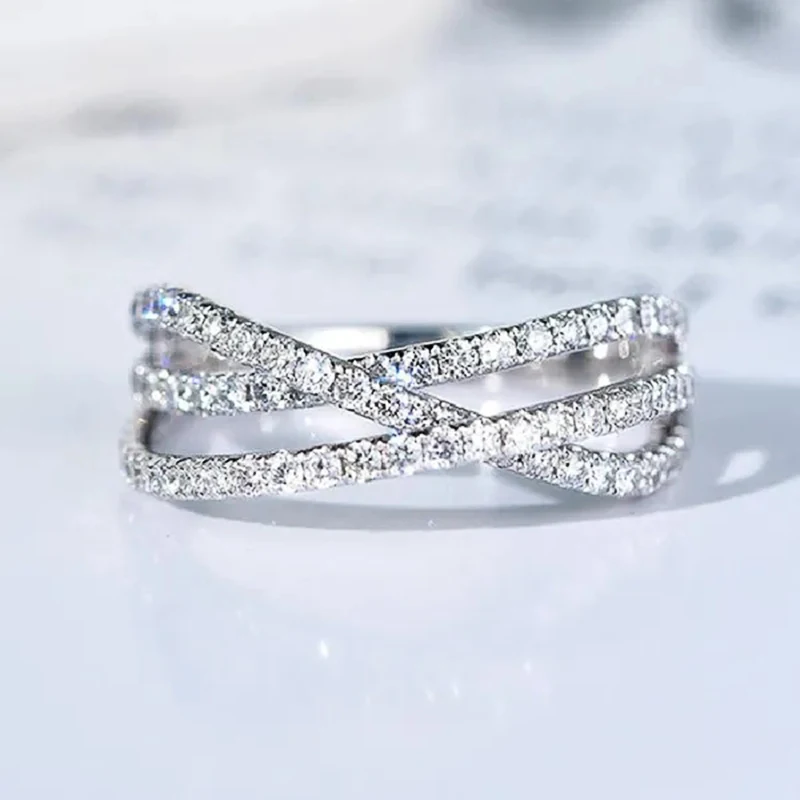 Huitan Mode Vertrag Kreuz Ring für Frauen neue Zirkonia funkelnde Eheringe Accessoires gute Qualität Schmuck