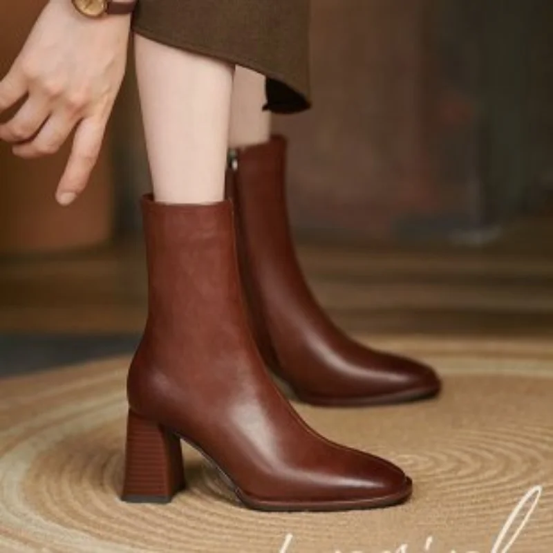 Autumn and Winter 2022 New Versatile Nude Boots Women\'s Thick Heel Side Zipper High Heel Simple Casual Square Short Boots Women