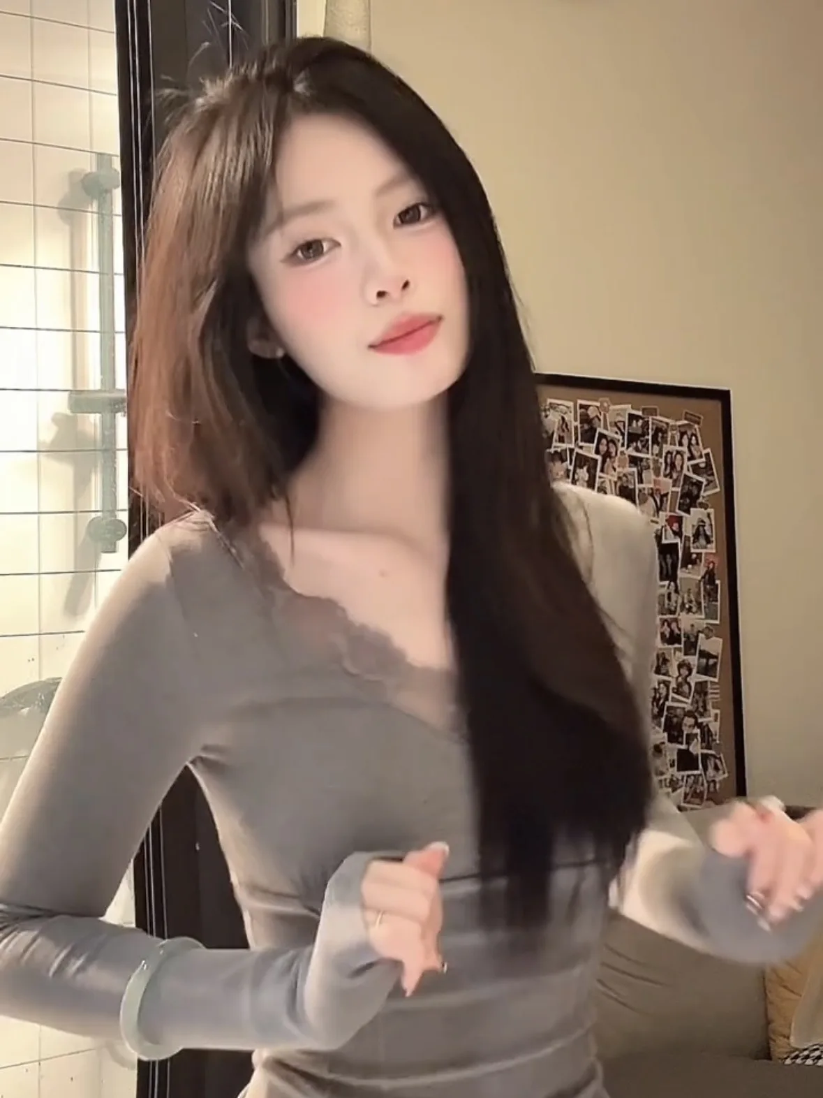 Camiseta Longa Feminina de Renda Americana Retrô com Detalhes em Fibone, Top Sexy e Slimming para Outono e Inverno, Estilo Coreano