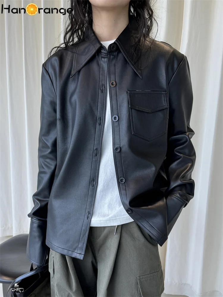 سترة HanOrange 2026 أوائل الربيع بياقة كبيرة من البولي يوريثان للنساء مخطط فضفاض باللون الأسود