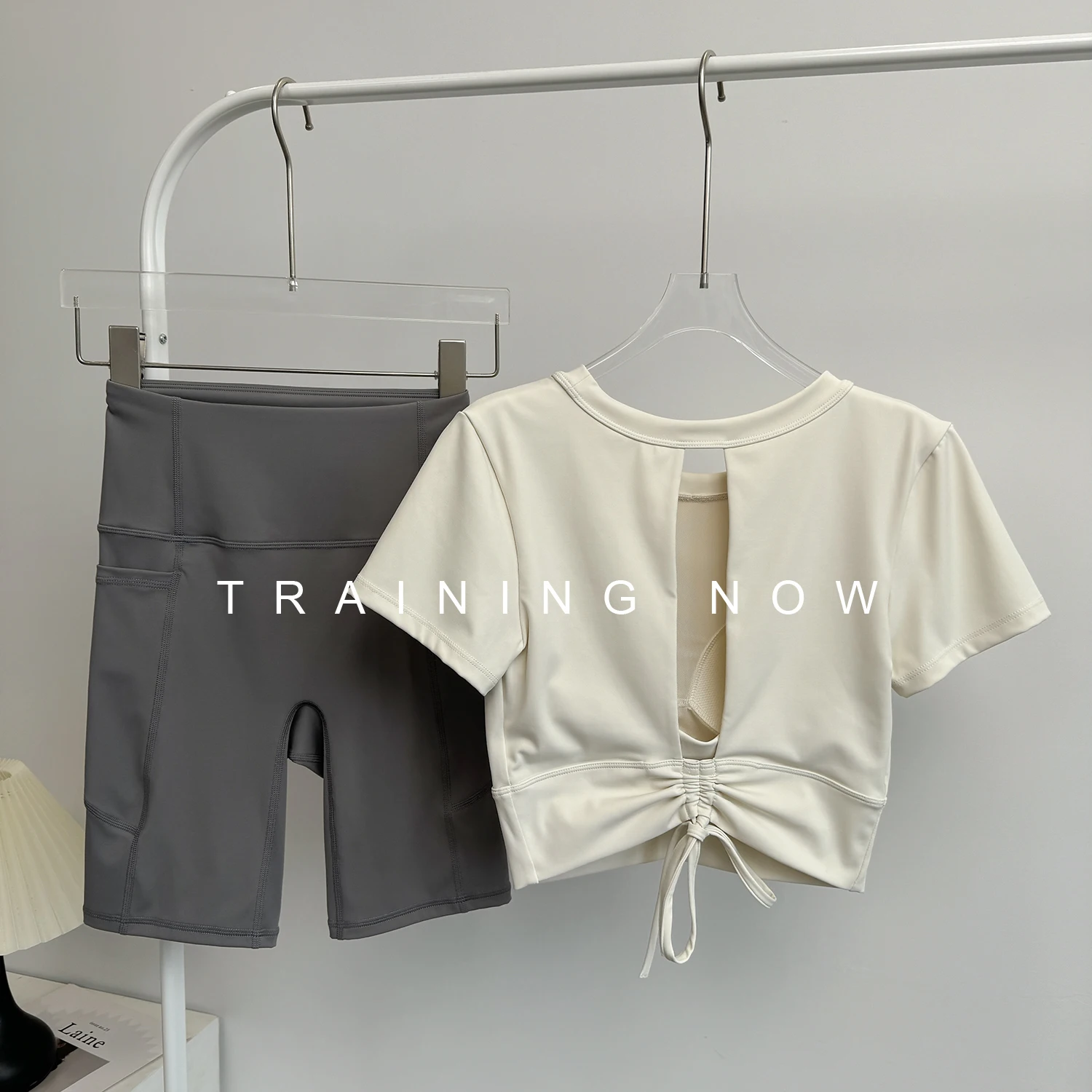 

Yoga suit women's suit 2025 new summer running sports gym top Pilates training shorts